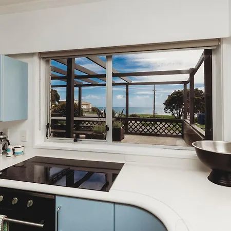 Blue Haven On Belt Waterfront Villa New Plymouth Exterior photo