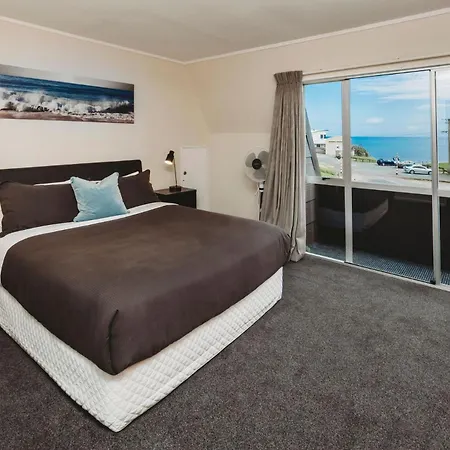 Blue Haven On Belt Waterfront Villa New Plymouth Exterior photo
