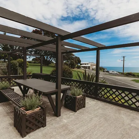 Blue Haven On Belt Waterfront Villa New Plymouth Exterior photo