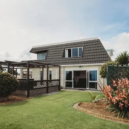 Blue Haven On Belt Waterfront Villa New Plymouth Exterior photo